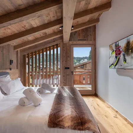 Avec Piscine Et Proche Centre - Fr-1-569-195 * Megeve